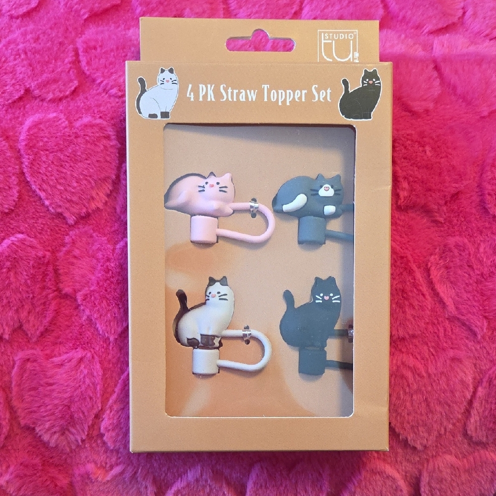NWT Set Of 4 Cat Straw Toppers